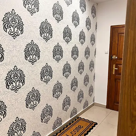 Deptak Sadecki Apartamento